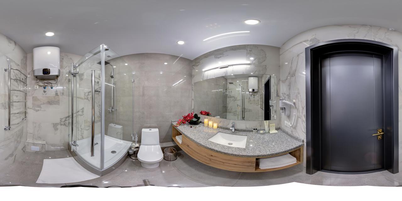בישקק Aurum Hotel מראה חיצוני תמונה